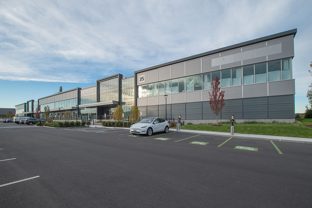 25/27 Blue Sky Drive